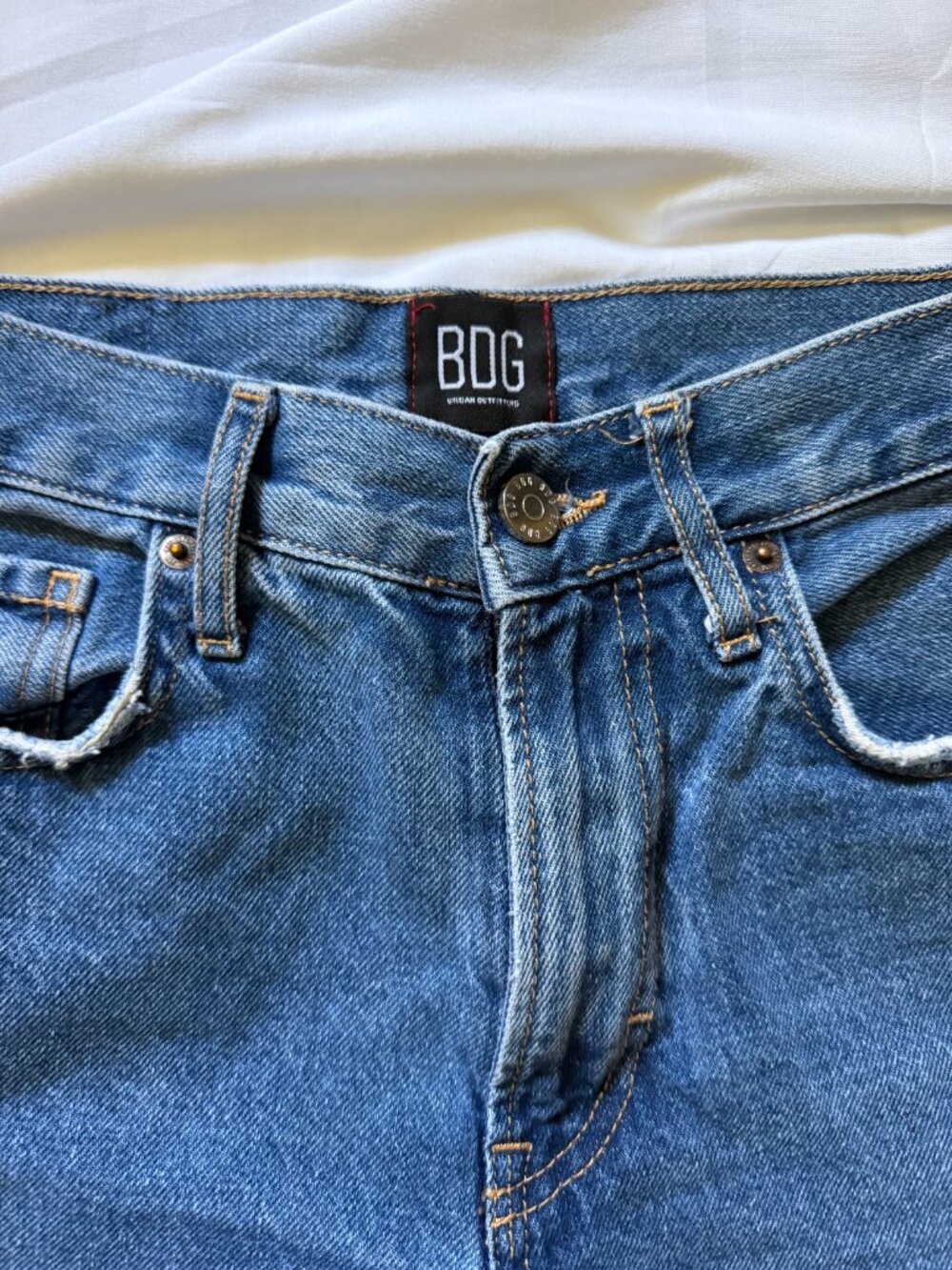 BDG Urban Outfitters Women's Bootcut Jeans Medium Wash Size 25 - Picture 4 of 7